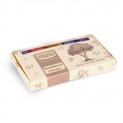 Assortment of 15 caramels 5...